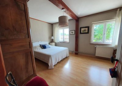 Chambre d'hôtes beige à louer au Pressoir de Marsac